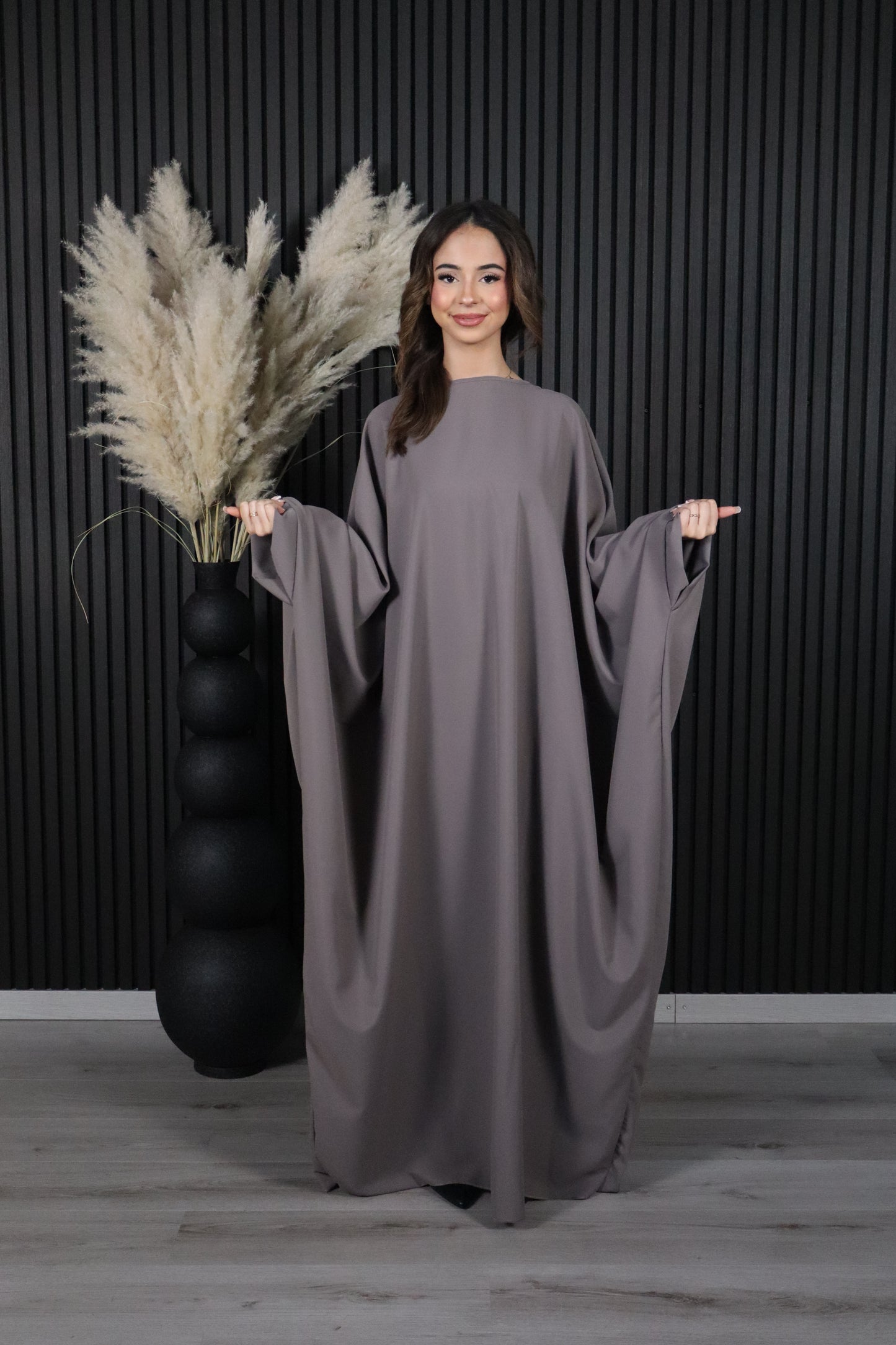 Abaya LIVA
