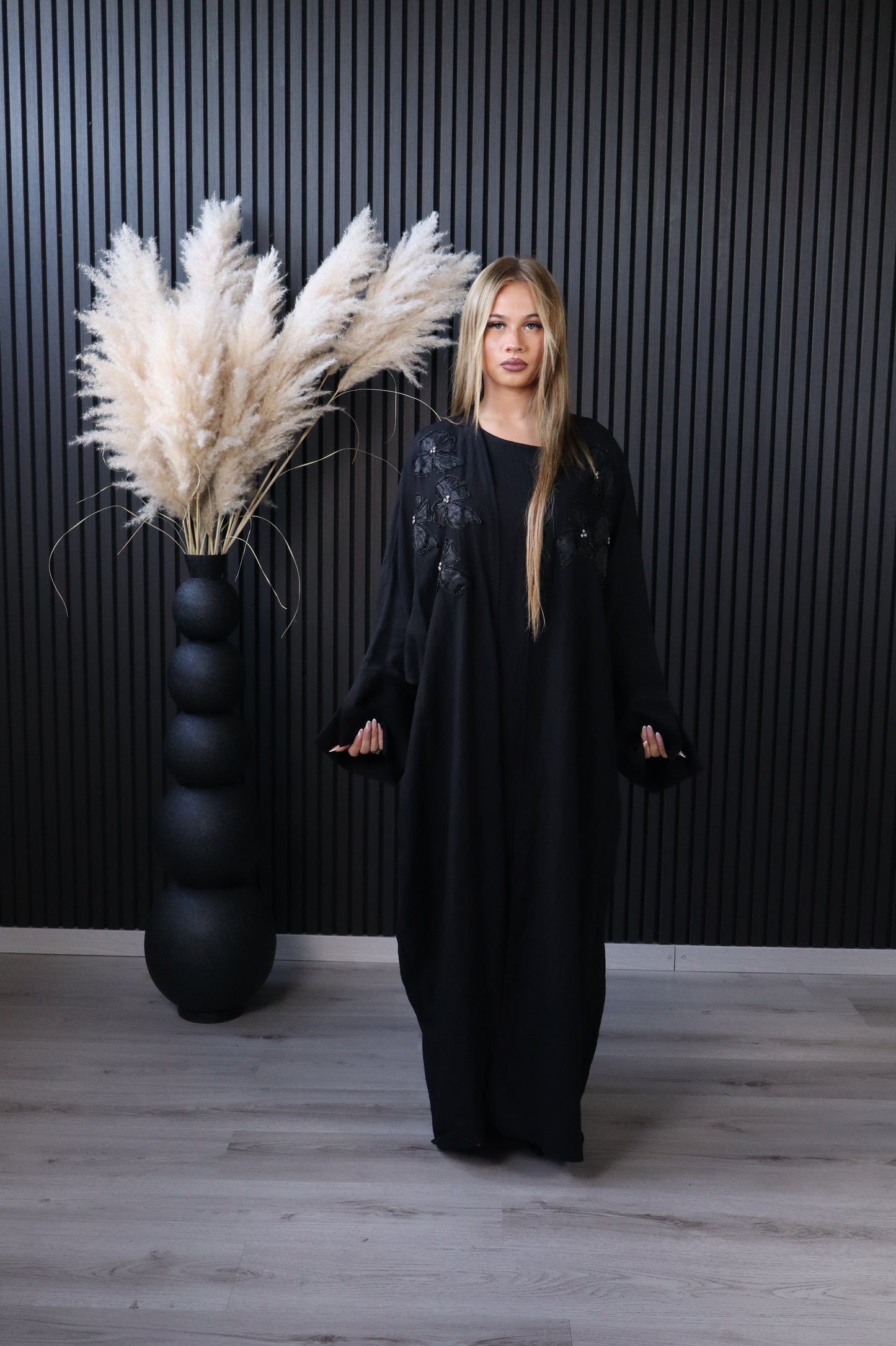 Abaya NASIRA